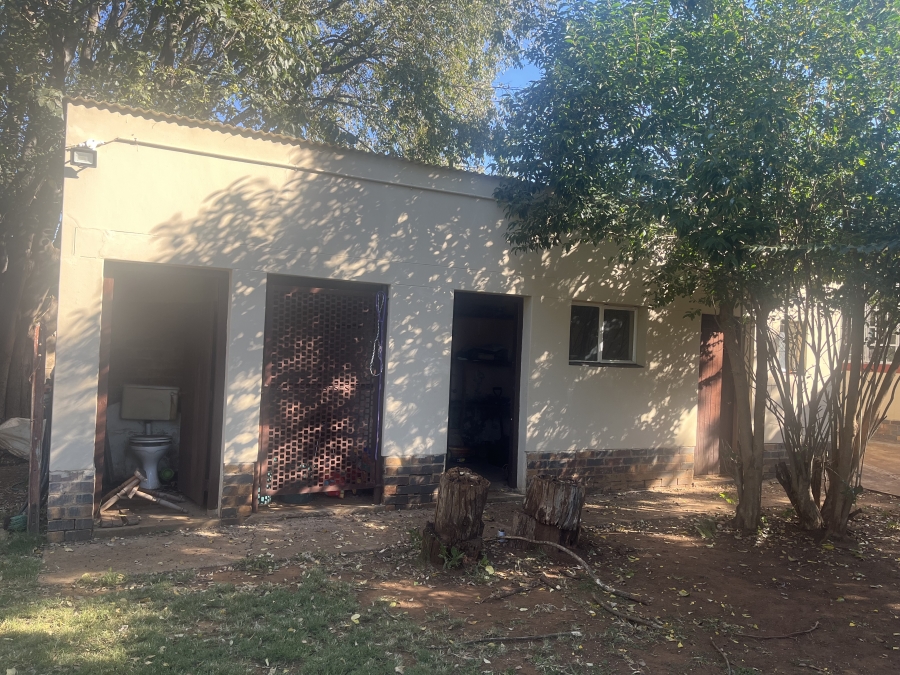 3 Bedroom Property for Sale in Potchefstroom North West